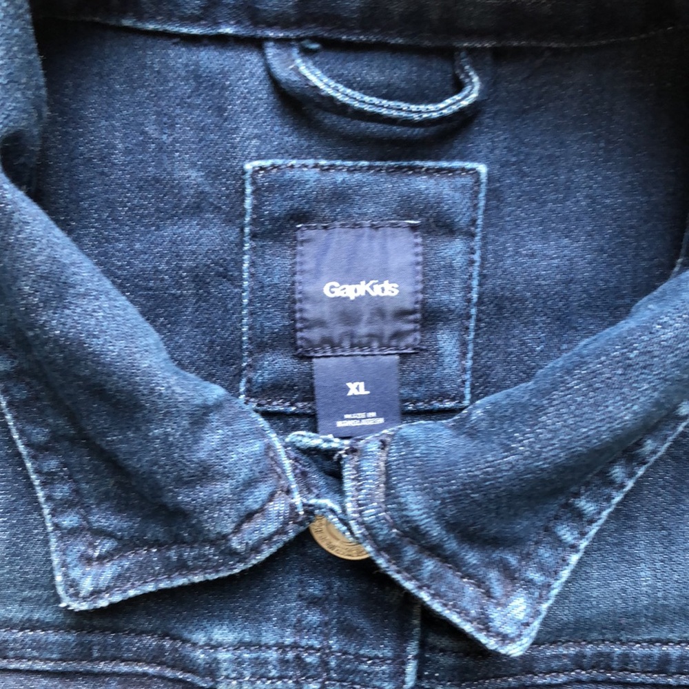 GAP denim jacket - Picture 2 of 4